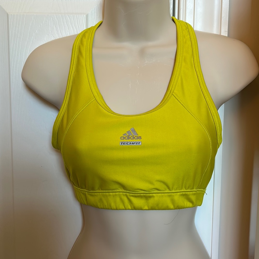 💛adidas TECHFIT Medium Sports Bra💛